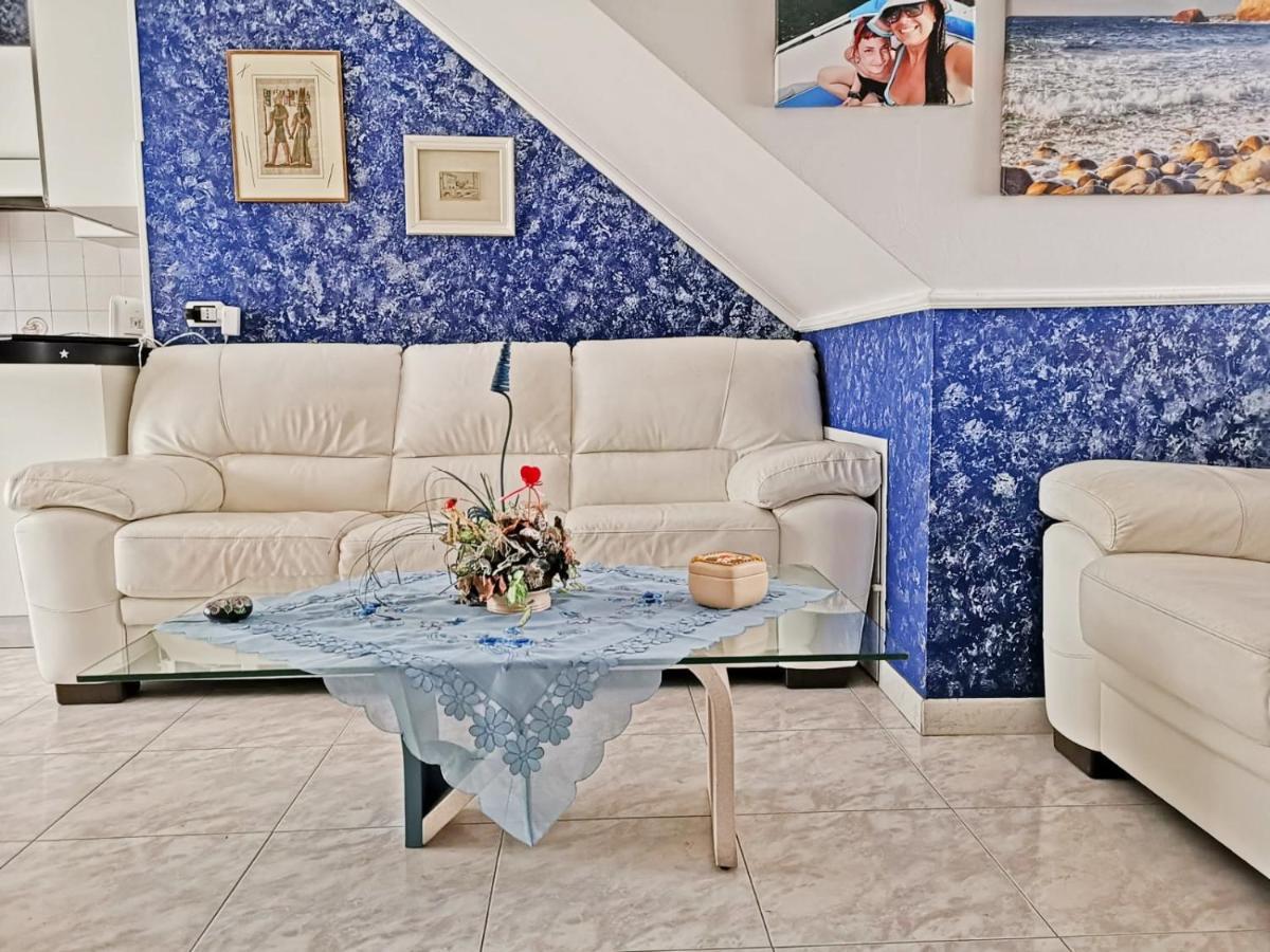 Capitan Shonny Apartment Portoscuso Exterior photo